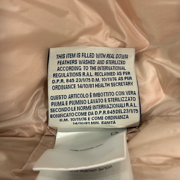 Moncler down jacket (2T) - Picture 3 of 7